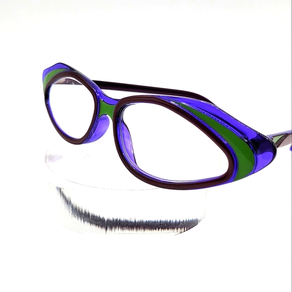 Kelsey Reader - Picture 2 of 3